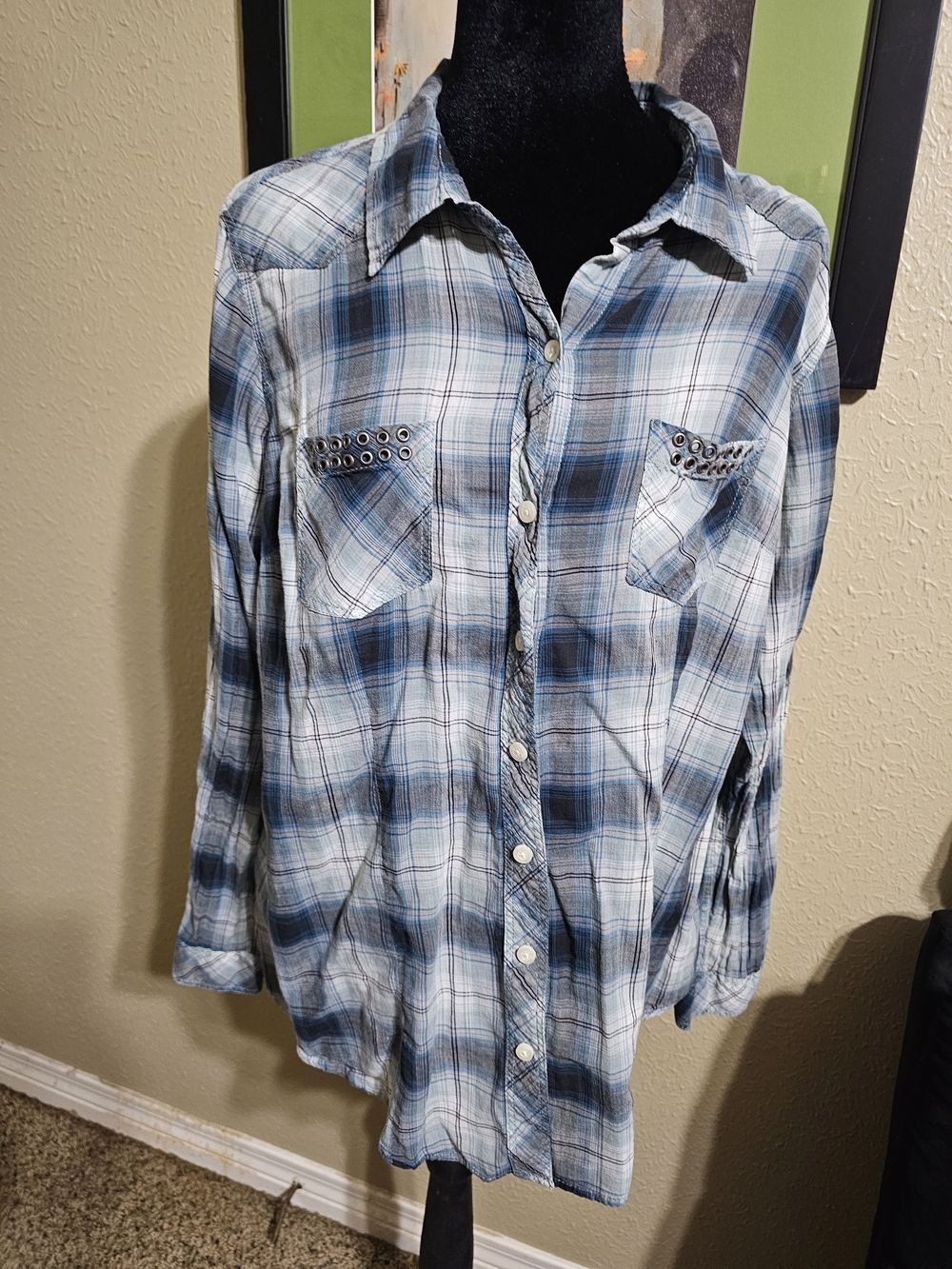 Torrid light blue plaid shirt, with grommets, Sz 1
